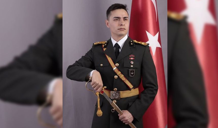 Kılıçlı Yemin Tartışmasında Yargı Kararı: Teğmen Deniz Demirtaş Görevine İade Edildi!