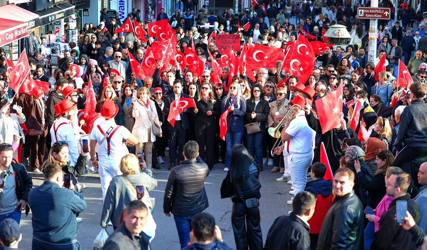 Bakırköy’de Hep Bir Ağızdan "Andımız"
