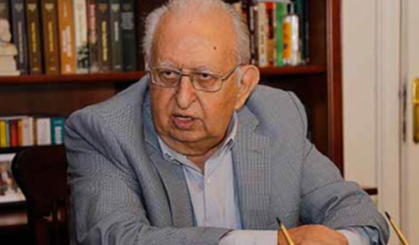 Eski TBMM Başkanı Hüsamettin Cindoruk Hayatını Kaybetti