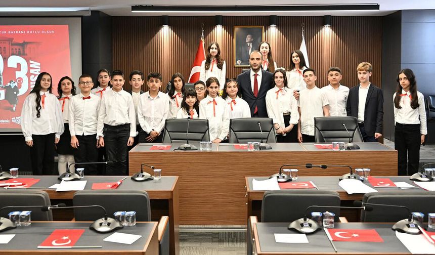 Karadeniz’den Çocuk Meclisinde Dünyaya Mesaj