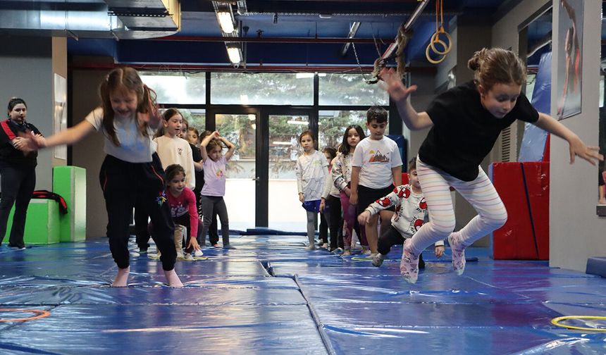 Maltepeli çocuklar ücretsiz jimnastik kurslarıyla