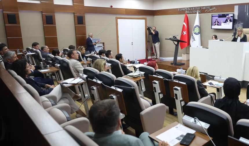 Bakırköy Belediye Meclisi'nde Bütçe Düellosu