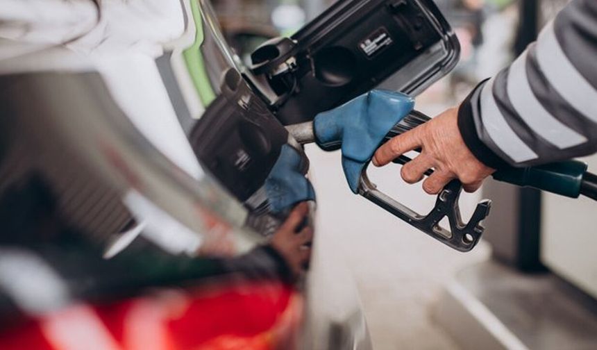 Benzine 82 Kuruş İndirim Geldi, Ancak Boş Yollarda Etkisi Sınırlı Kaldı!