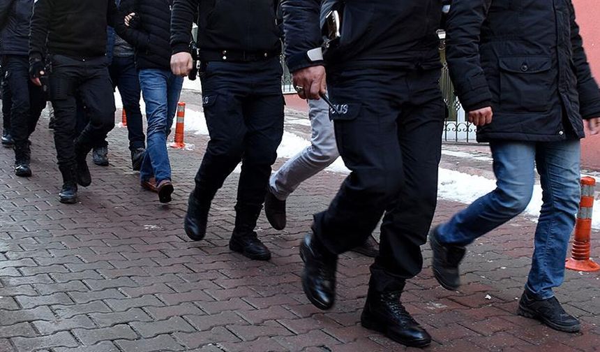 İstanbul'da Büyükşehir ve İlçe Belediyeye Operasyon: 19 Gözaltı