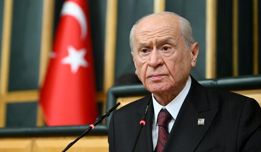 Bahçeli'den CHP'deki 'Mutlak Butlan' Krizine Tepki: "Siyasi Kültürümüze ve Demokrasimize Zarar Veriyor"
