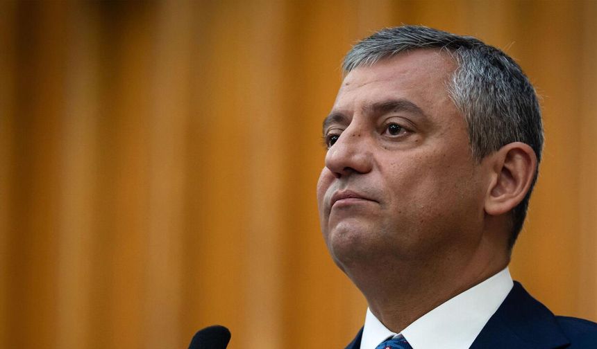 CHP'de Özgür Özel Veda Etti! "Tarih Herkesi Durduğu Yere Göre Yazacak"
