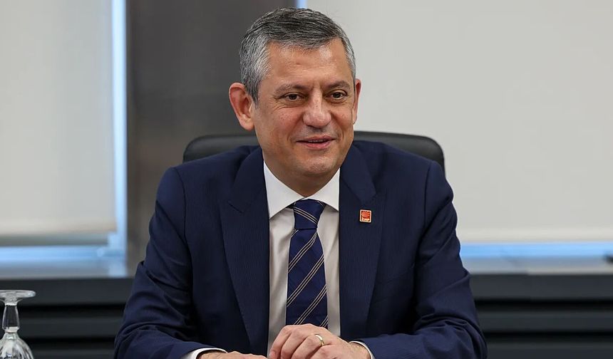 Özgür Özel'in 'Yeni Parti'si İçin Geri Sayım: Sembolsüz Logo Çatlağı ve Genel Merkez Arayışı!