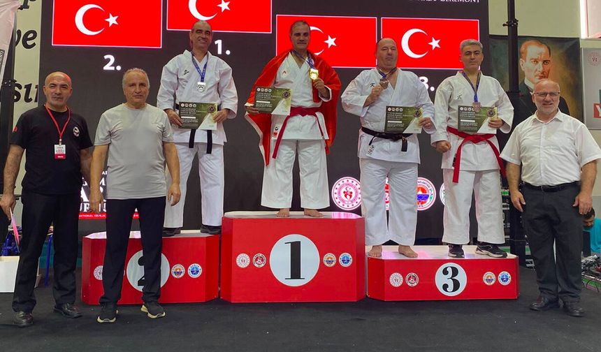 7. Uluslararası Gemlik Karate Şampiyonası'na Katılım Rekoru; Kamil Uci'den Önemli Başarı