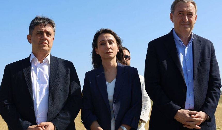 DEM Parti'den Ekrem İmamoğlu Davası İçin Hükümete Çağrı: "Yargı Operasyonları Derhal Bitmeli"