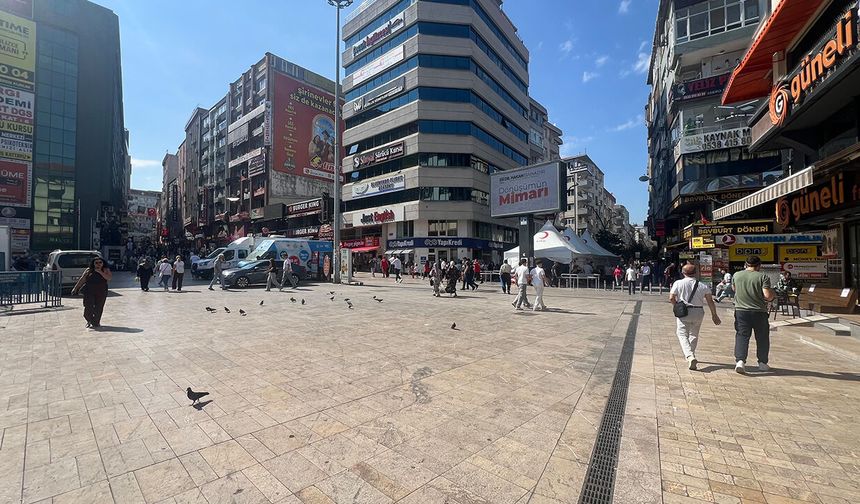 Kızılay İçin Yer Krizi: İBB'nin vermediği yeri Bahçelievler Belediyesi verdi