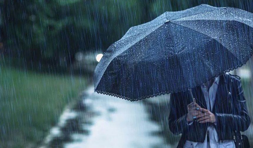 Meteoroloji'den Kritik Uyarı: Sağanak Yağış, Fırtına ve Toz Taşınımı Geliyor