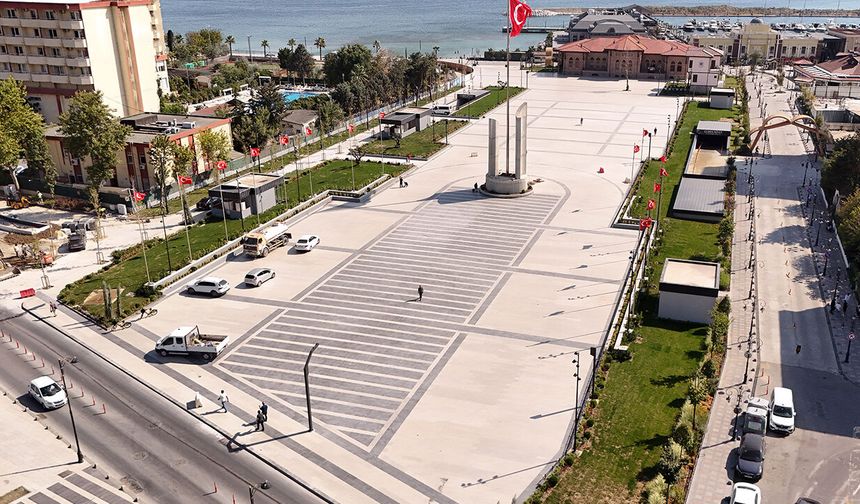 Tam 80 bin metrekare; Büyükçekmece, Cumhuriyet Meydanı’na Kavuşuyor!