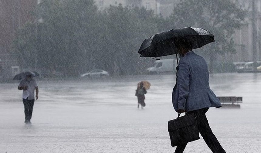 AKOM’dan İstanbul İçin Yeni Hava Durumu Uyarısı: Hafta Sonu Yağış Geliyor, Sıcaklıklar Düşüyor!