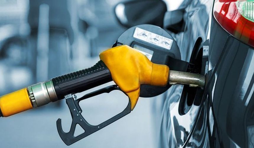 Akaryakıtta Tarihi Zam Kapıda: Benzine Tek Seferde 12,48 TL ÖTV Zammı Geliyor!
