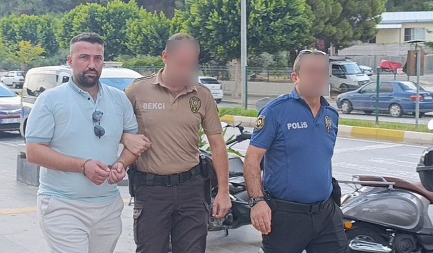 Antalya'da İnanılmaz Olay: Ölen Kişinin Ehliyetiyle Servis Şoförlüğü Yapan 22 Yıl Hapis Firarisi Yakalandı!