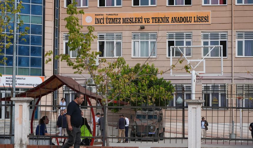 Eğitim-İş’ten Turgutlu’daki Okul Saldırısına Sert Tepki: "Sorumluluktan Kaçamazsınız, Artık Yeter!"