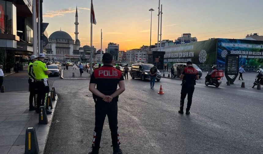 Ülke Genelinde "Sokaklar Güvende" Operasyonu: 2 Bin 447 Şüpheli Hakkında İşlem Yapıldı