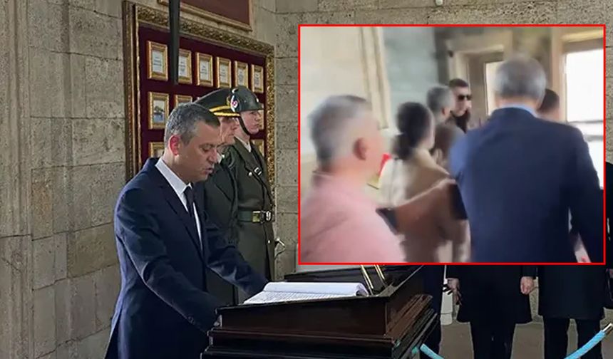 Anıtkabir’de Çelenk Krizi: Özgür Özel ile Görevliler Arasında Usül Gerginliği!
