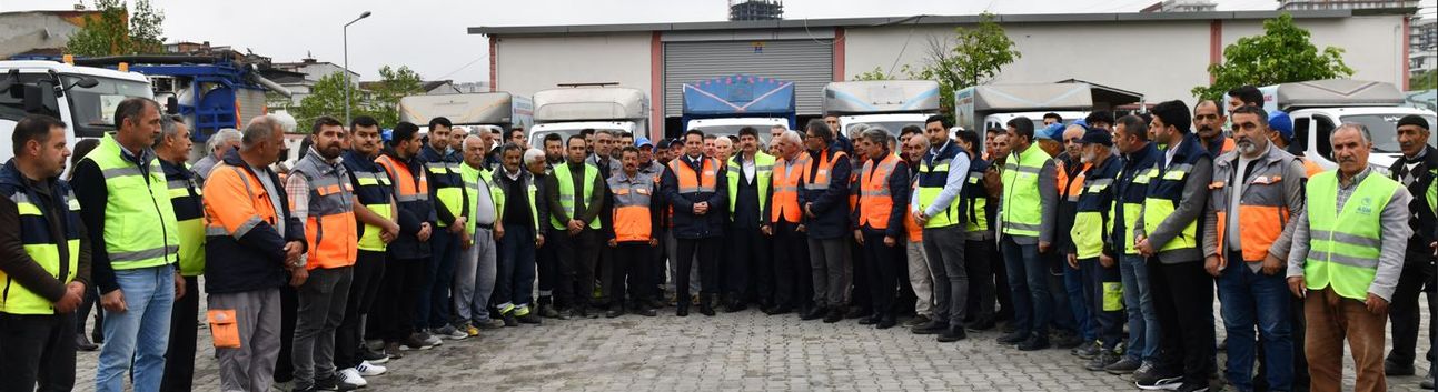 Esenyurt Belediye Başkanı Prof. Dr. Ahmet Özer İşçi Bayramını Kutladı