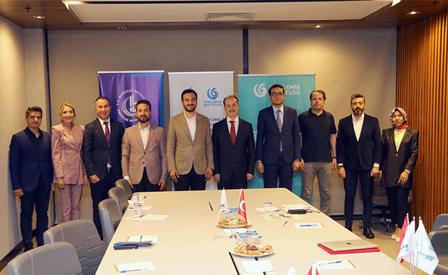 Türkçe’nin, Cumhuriyetin 100. yıl vizyonuna uygun tanıtımı için imzalar atıldı