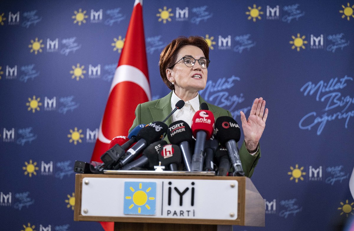 Akşener