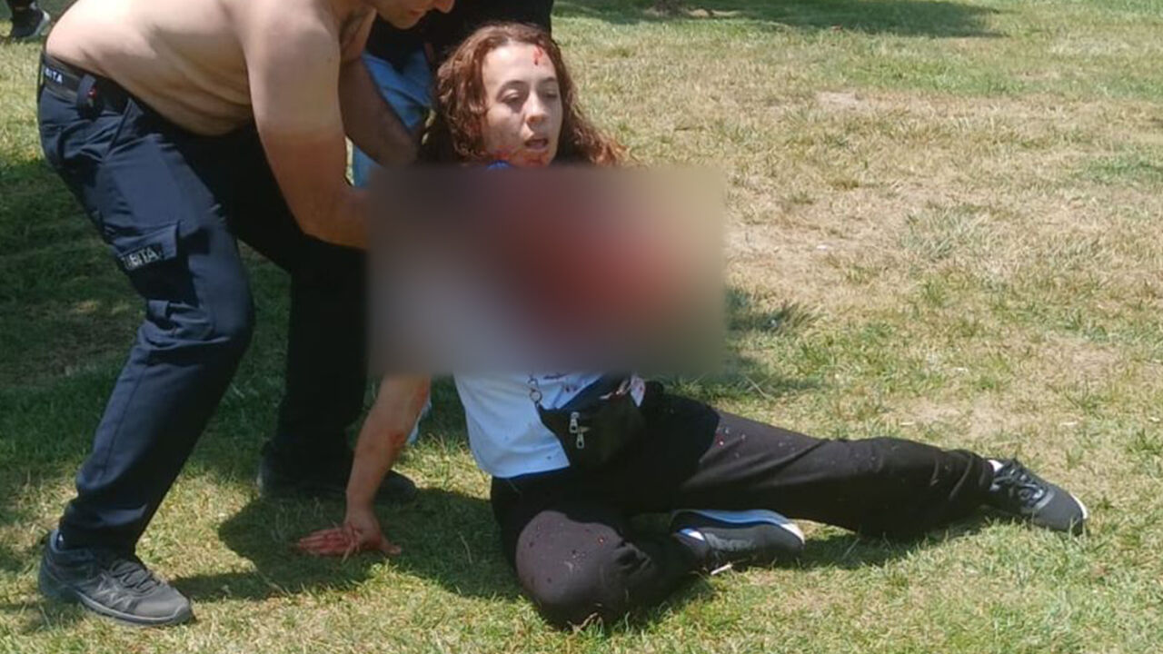 ÇATALCA'DA KANLI VAHŞET: Boşanma Aşamasındaki Eşini Boğazından Bıçakladı