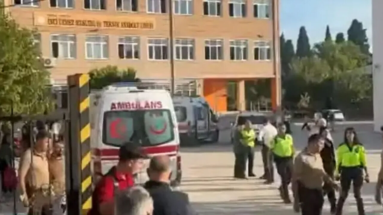 Son Dakika: Manisa'da Okul Saldırısı Düzenlendi, Akıllara Kahramanmaraş Geldi